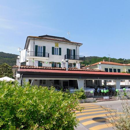 Hotel Garden Bocca Di Magra Екстериор снимка