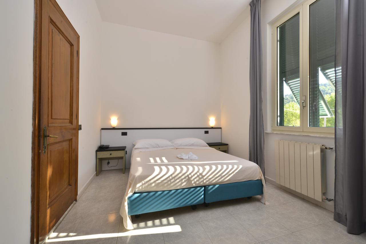 Hotel Garden Bocca Di Magra Екстериор снимка