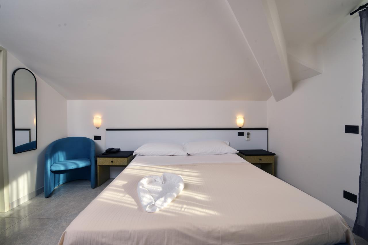 Hotel Garden Bocca Di Magra Екстериор снимка