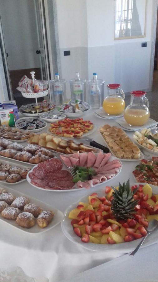 Hotel Garden Bocca Di Magra Екстериор снимка